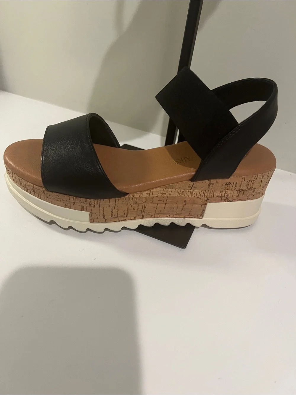 Dream Pairs Black & Tan Cork Platform Sandals